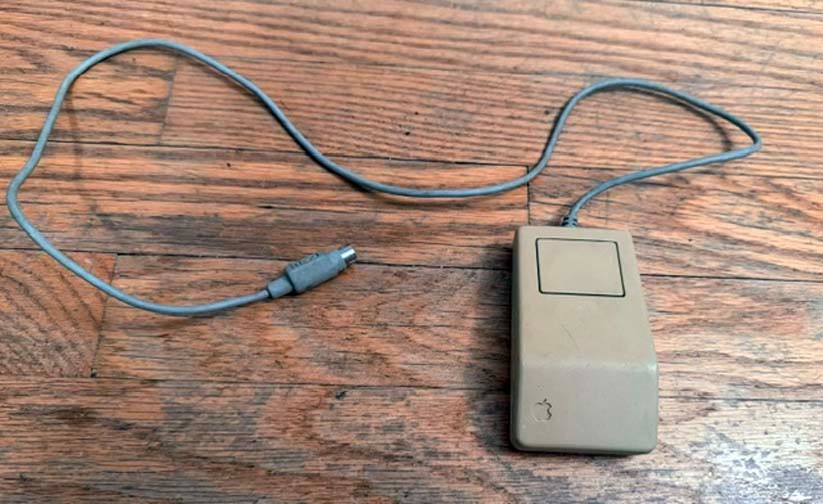 Vintage Apple Computer Inc. Mouse Model # A9M0331 Not Tested OEM Made USA Vintage Apple Computer Inc. Mouse Model # A9M0331 Not Tested OEM Made USA