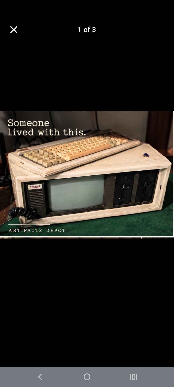 COMPAQ Plus Vintage Personal Portable Desktop Computer - Powers-On
