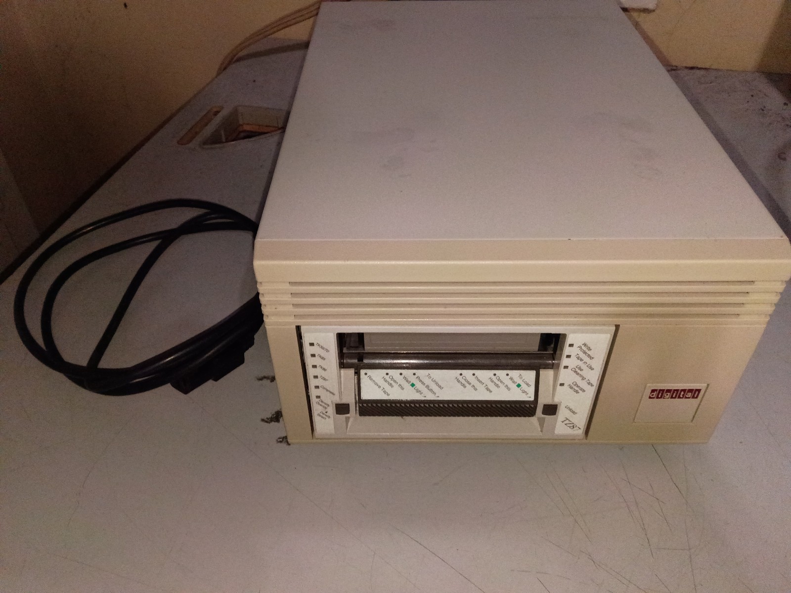 vintage Digital 20/40GB DLT (Digital Linear Tape) external tape drive vintage Digital 20/40GB DLT (Digital Linear Tape) external tape drive