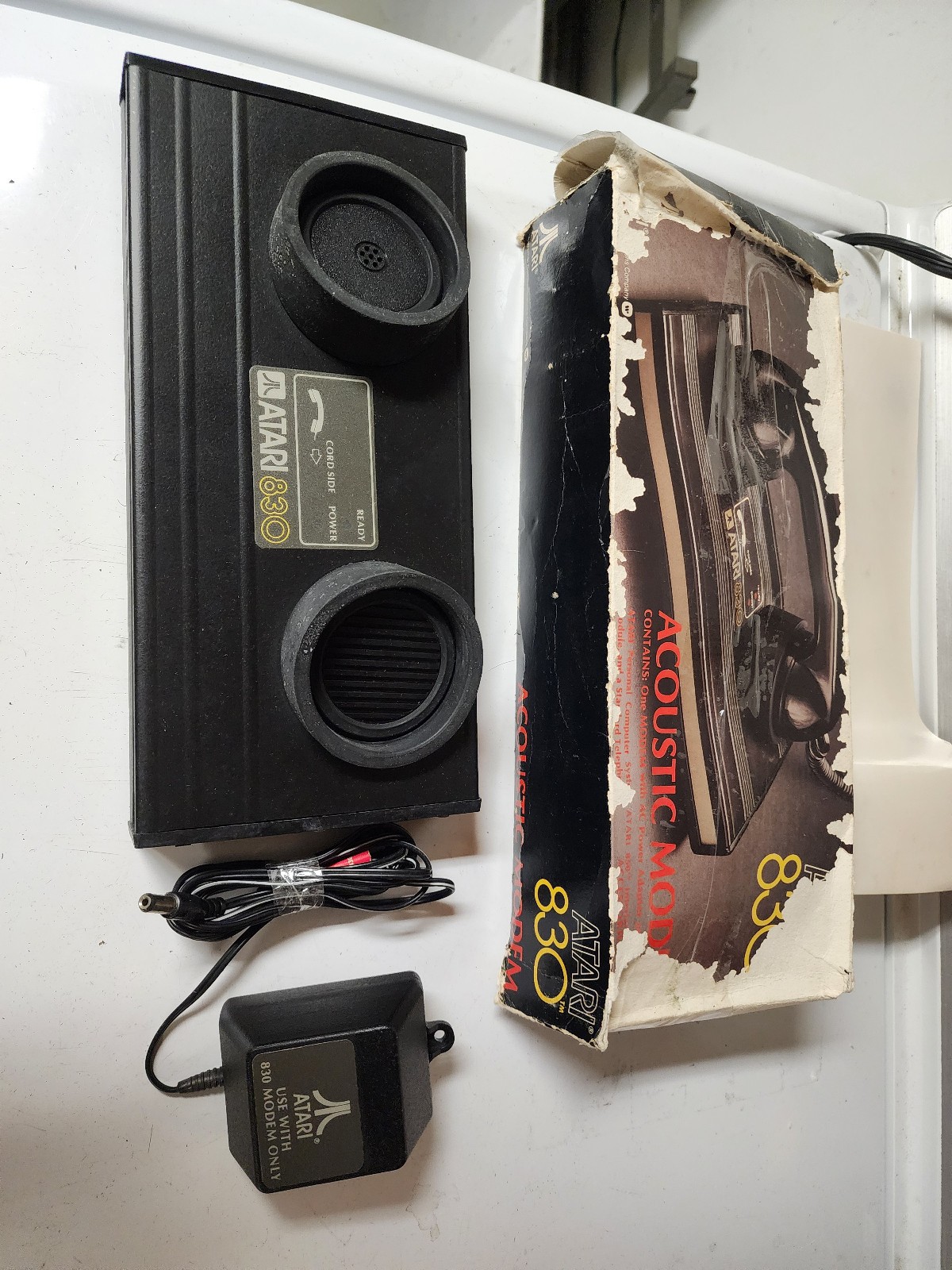 Untested Powers On Atari 830 Acoustic Phone Modem w/ Power Cord & Cable & Box Untested Powers On Atari 830 Acoustic Phone Modem w/ Power Cord & Cable & Box