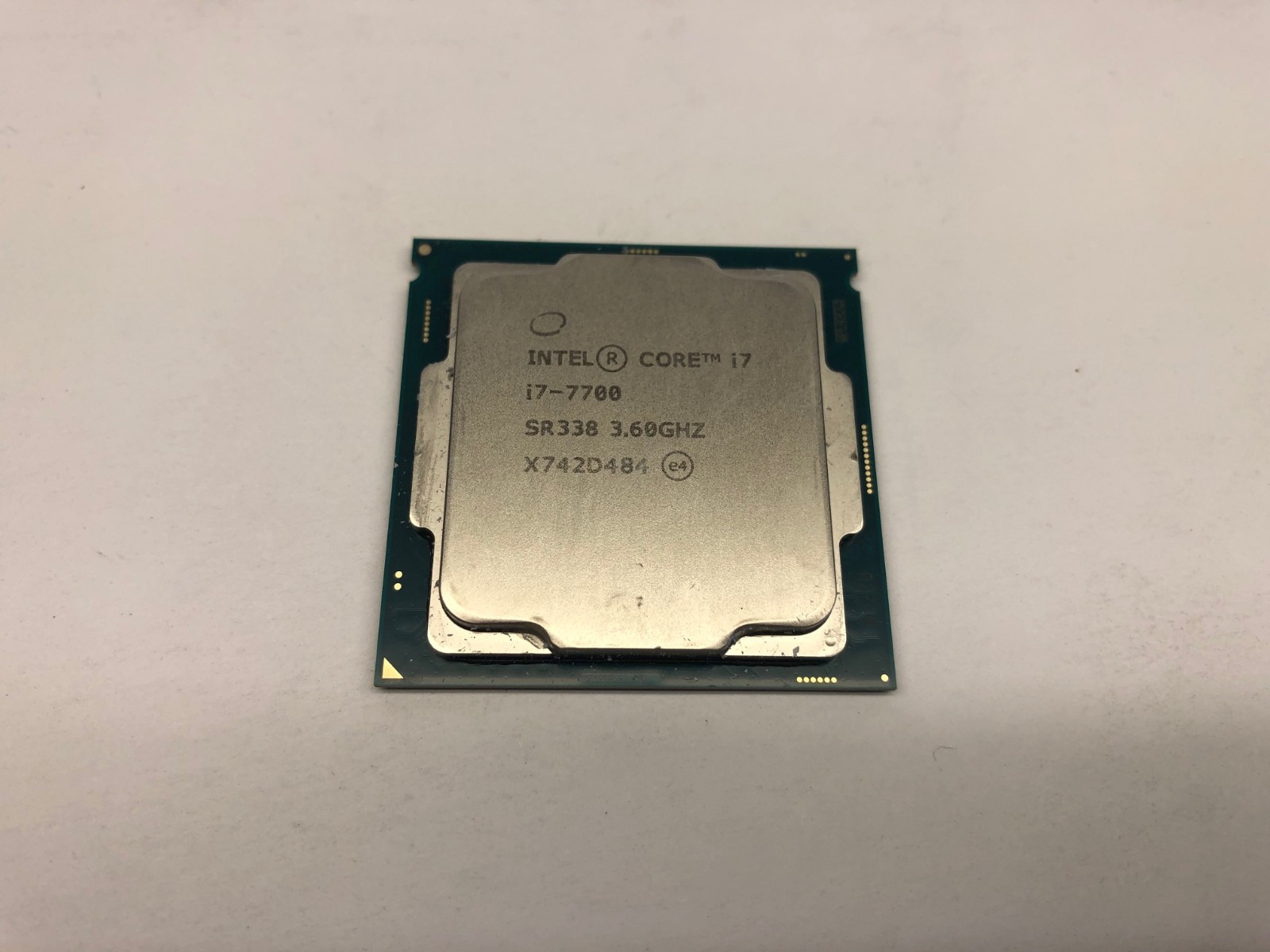 Intel Core i7-7700 Quad-Core 3.60GHz 8MB LGA1151 Processor SR338 Intel Core i7-7700 Quad-Core 3.60GHz 8MB LGA1151 Processor SR338