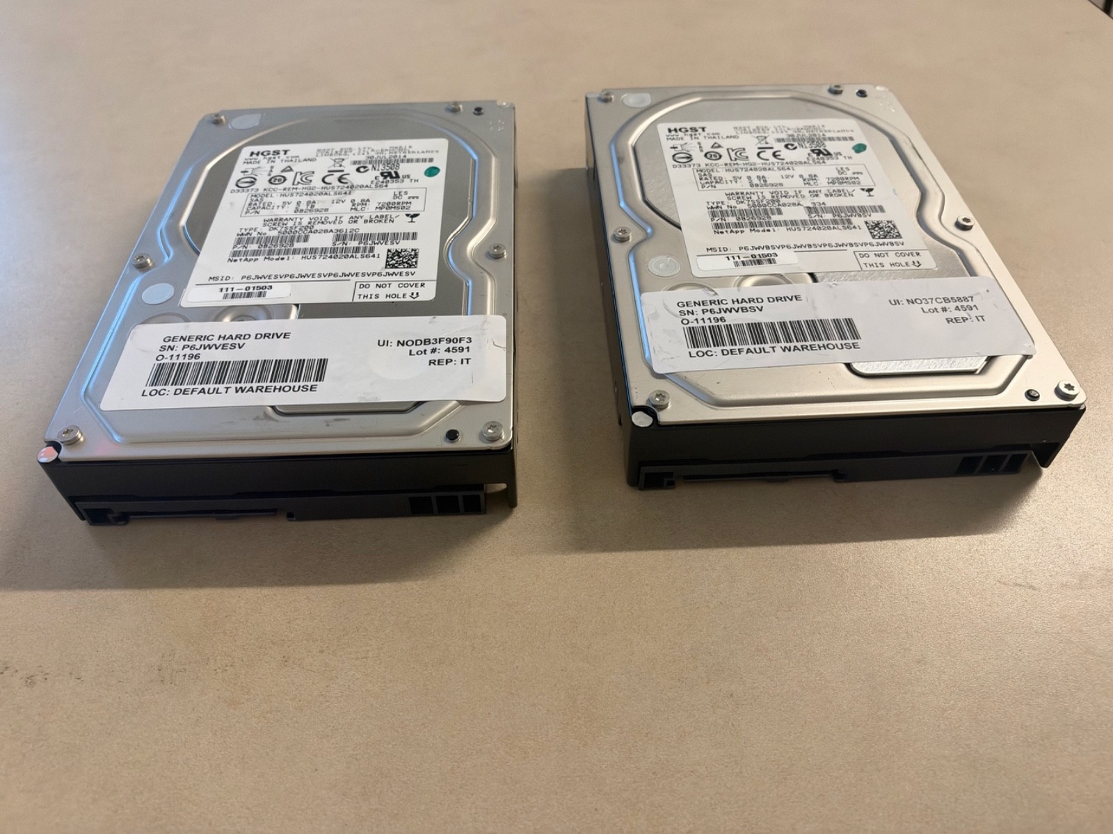 Lot of 2 HITACHI HUS724020ALS641 0B26928 2TB 7.2K 6G 3.5\