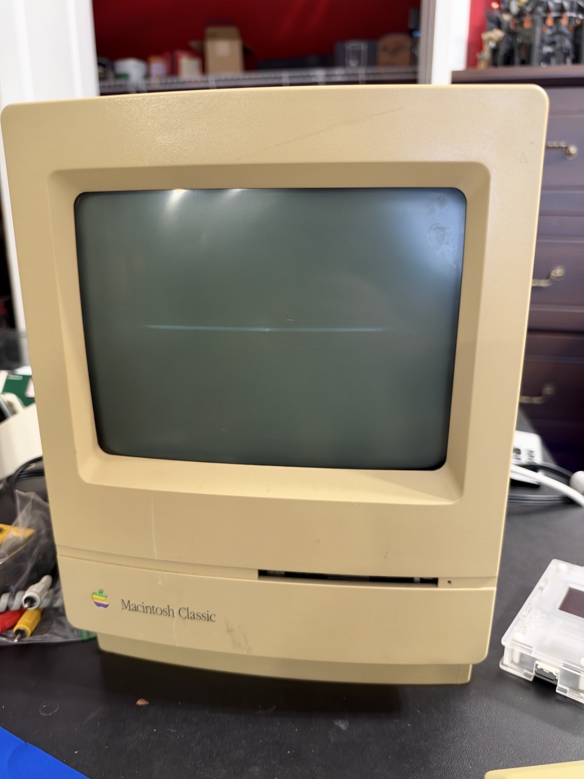 Apple Macintosh Classic M0420 Vintage Mac - Powers On CRT Issue - Parts/Repair
