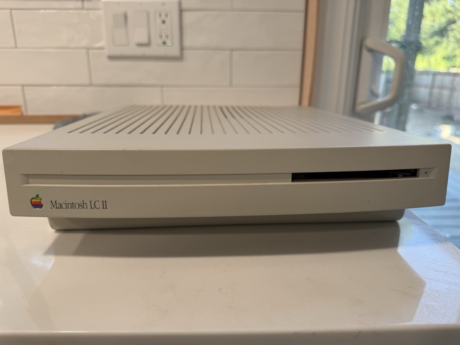 Apple Macintosh LC II Vintage Desktop Computer Model Macintosh LC II