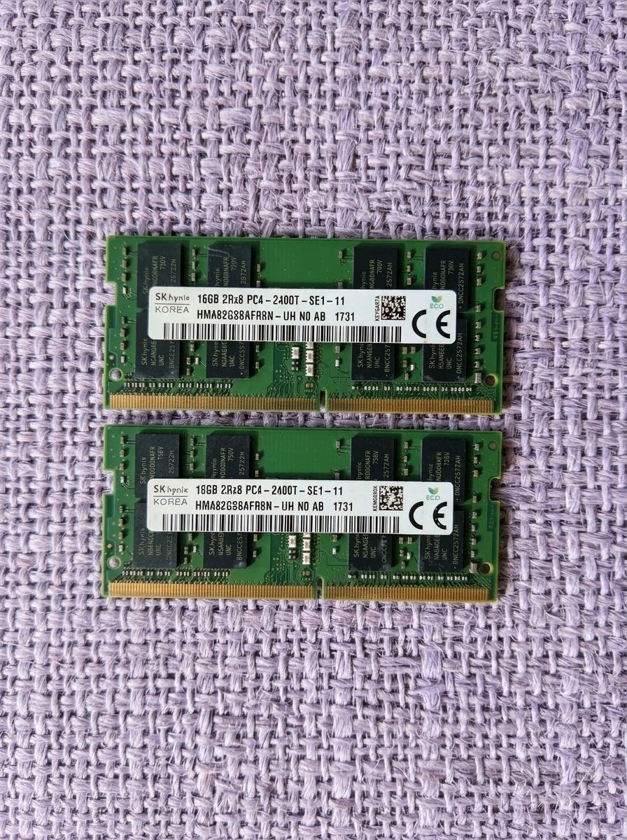 SK Hynix 16GB DDR4 Laptop RAM PC4-2400T 2400MHz SO-DIMM 2Rx8 HMA82GS6AFR8N-UH