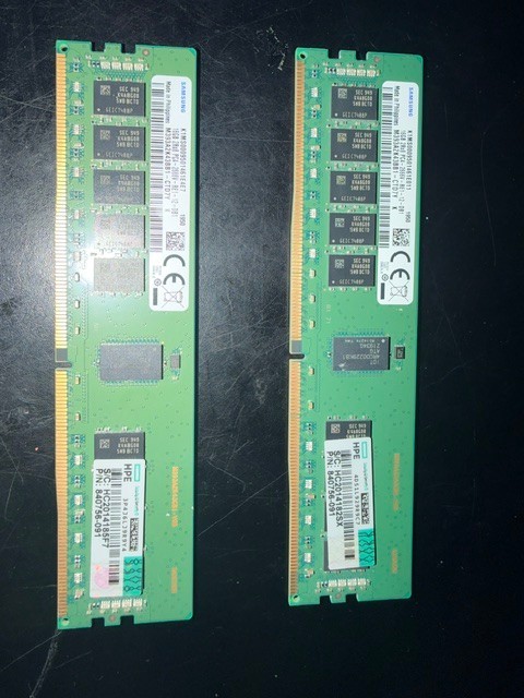 Samsung 16GB PC4-25666v Memory - M393A2K43BB1 (2 modules total 32GB @this Price)