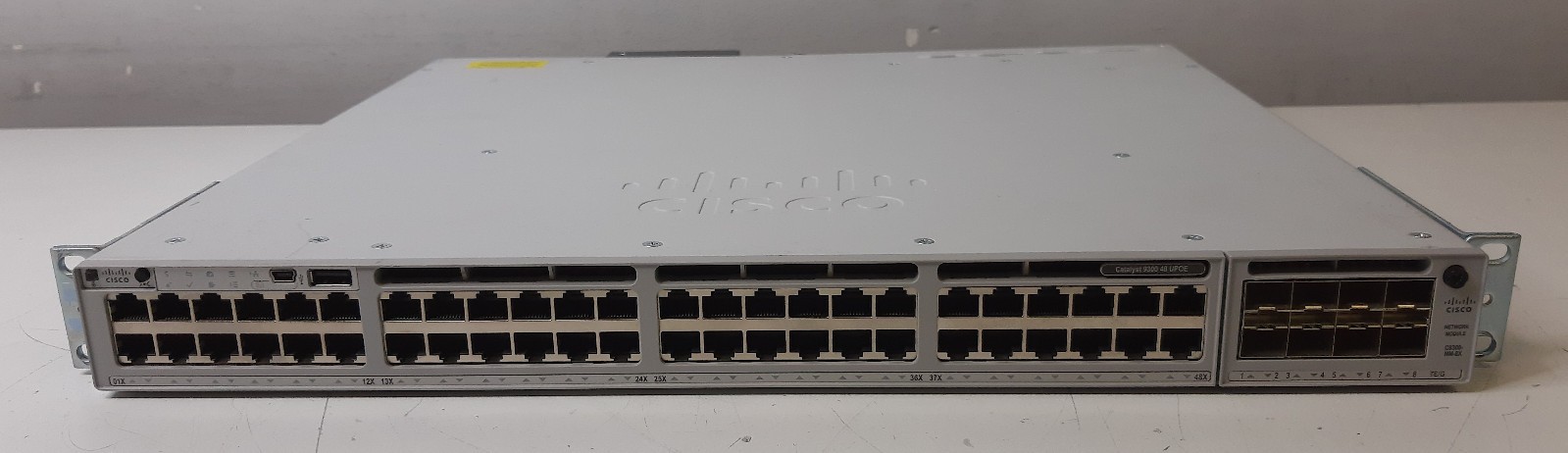 Cisco Catalyst 9300 48 Port Gigabit Switch 8x 10 Gigabit SFP+ 1x PSU C9300-48U-A Cisco Catalyst 9300 48 Port Gigabit Switch 8x 10 Gigabit SFP+ 1x PSU C9300-48U-A