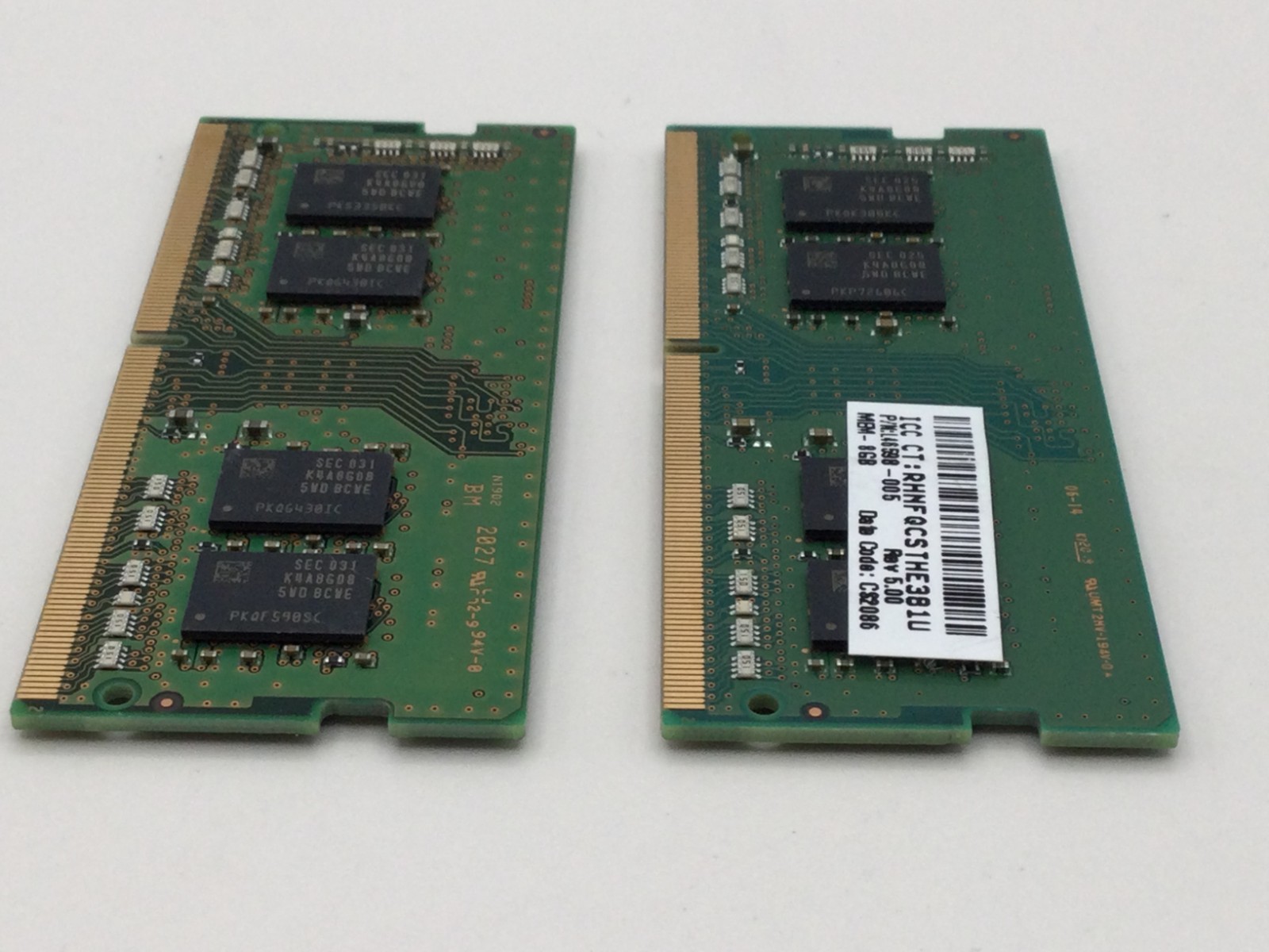 Samsung 16GB (2x8GB) 3200MHz M471A1K43DB1-CWE 1Rx8 PC4-3200AA Laptop RAM Samsung 16GB (2x8GB) 3200MHz M471A1K43DB1-CWE 1Rx8 PC4-3200AA Laptop RAM