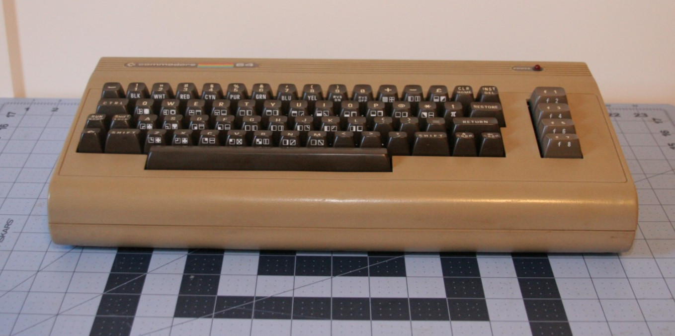 Commodore 64 Keyboard only, clean, tested and working (SN P01188869) Commodore 64 Keyboard only, clean, tested and working (SN P01188869)