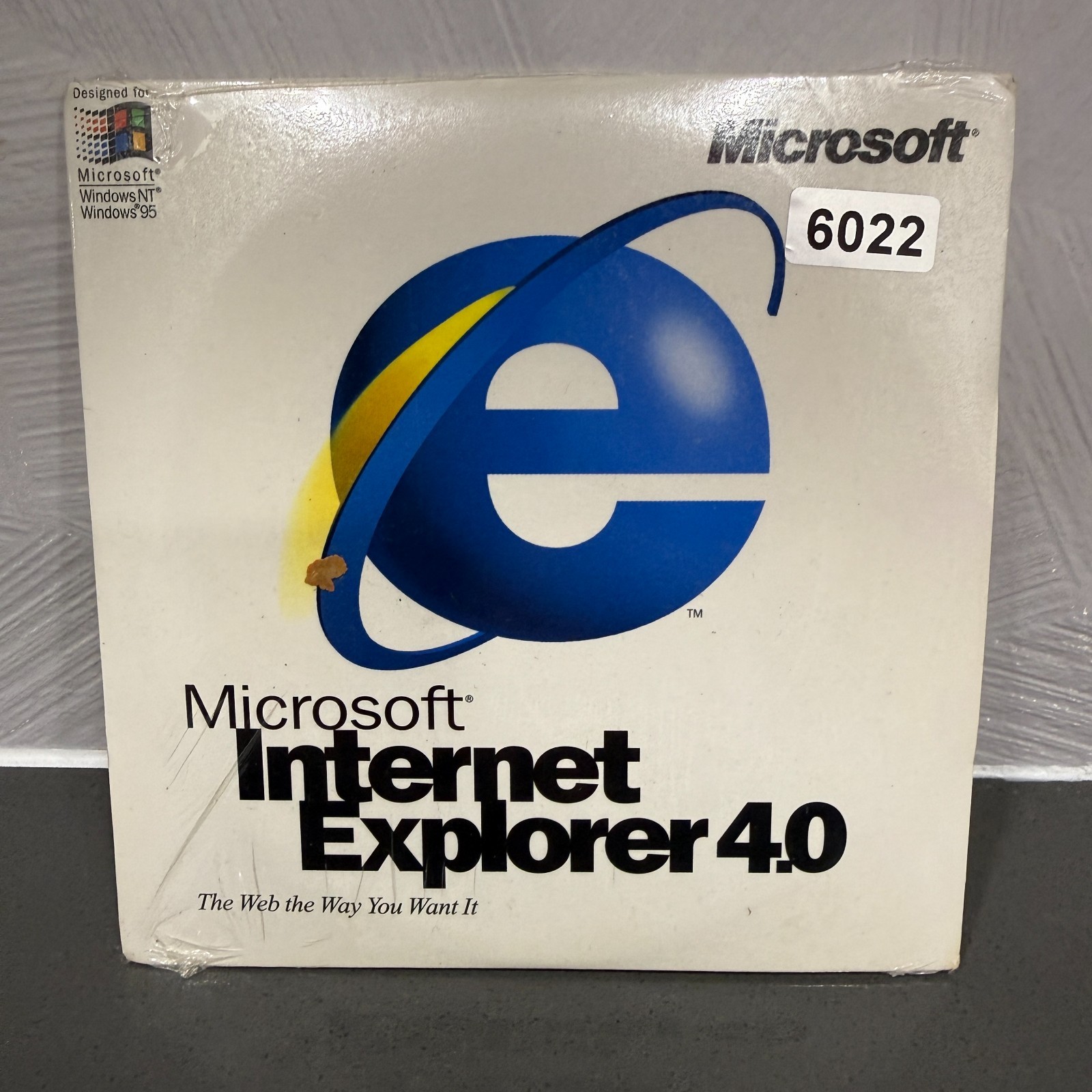 VINTAGE FACTORY SEALED MICROSOFT INTERNET EXPLORER 4.0 CD-ROM - NEW RARE BLUE CD VINTAGE FACTORY SEALED MICROSOFT INTERNET EXPLORER 4.0 CD-ROM - NEW RARE BLUE CD