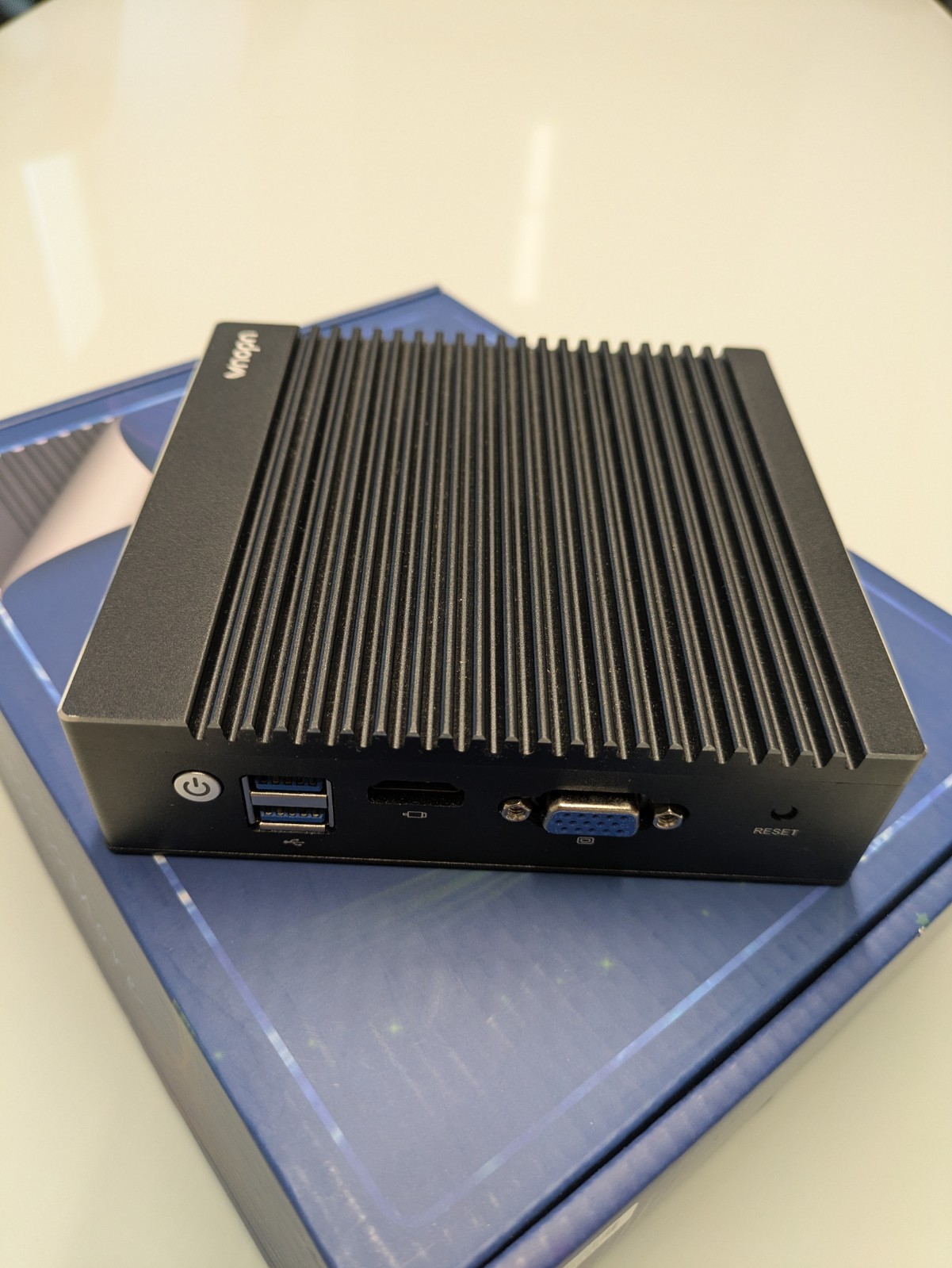 Fanless Micro Firewall Appliance Mini PC Intel J4125 Quad Core, 4 Intel i225 LAN