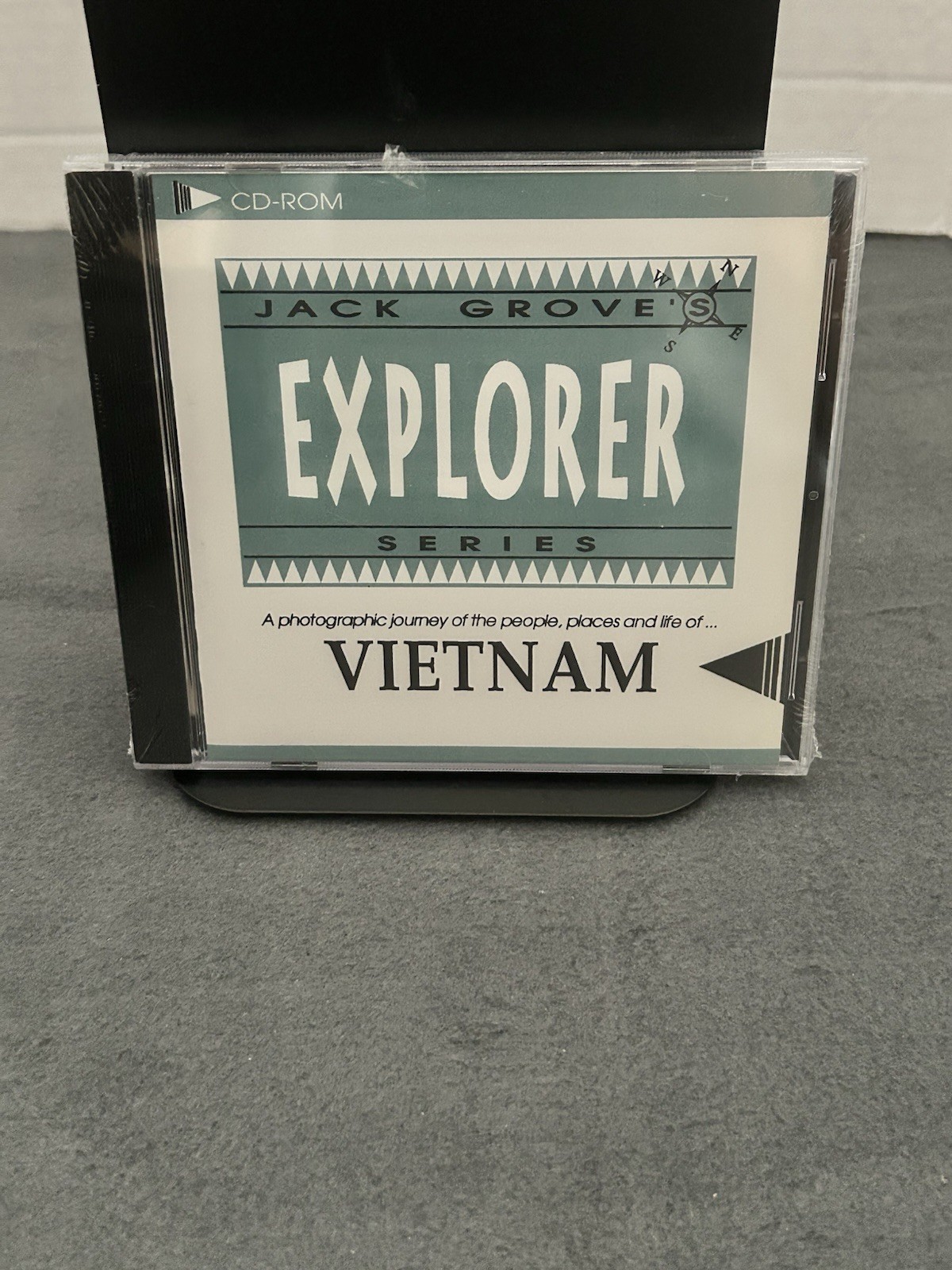 Jack Grove Explorer Series Vietnam VTG CD-ROM SEALED Rare Vietnam History Quanta