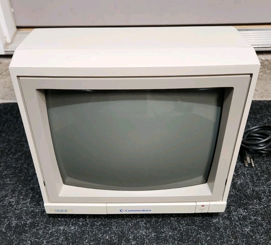 Commodore Video Monitor 1084 for Amiga AS-IS POWERS UP NEEDS POWER SWITCH Commodore Video Monitor 1084 for Amiga AS-IS POWERS UP NEEDS POWER SWITCH