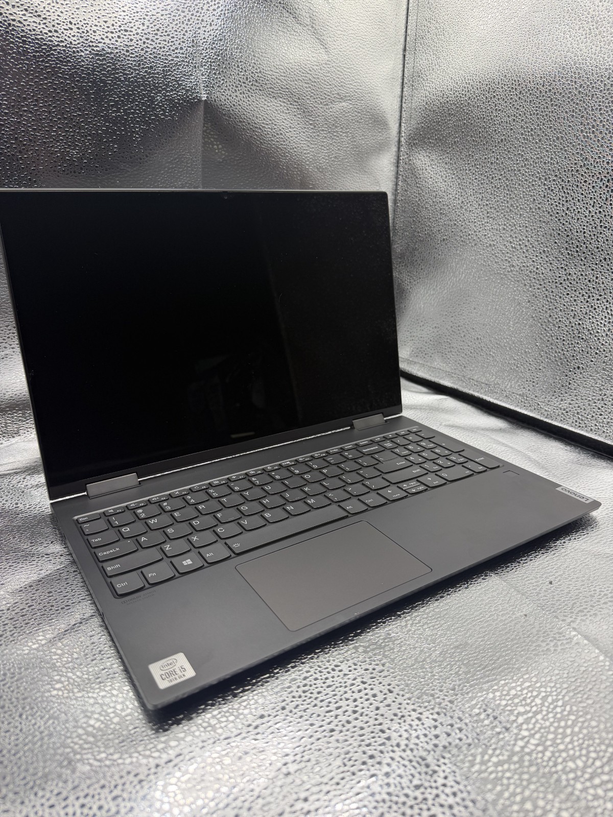 Lenovo Yoga C740-15IML 15.6 inch (512GB, Intel Core i7 10th Gen., 1.8GHz, 12GB)