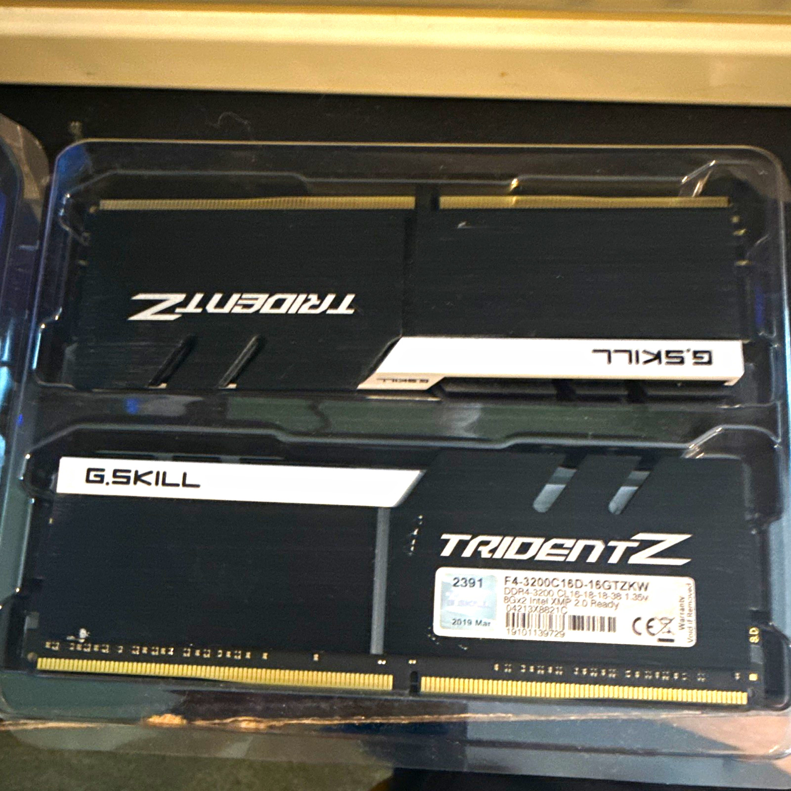 G.SKILL Trident Z 16GB (2x8GB) DDR4-3200 PC4-25600 DIMM XMP MPN