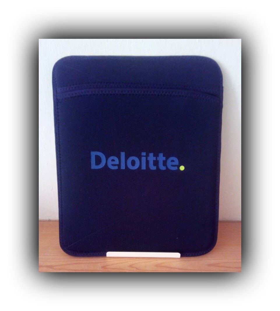 Vintage Deloitte Black 9\
