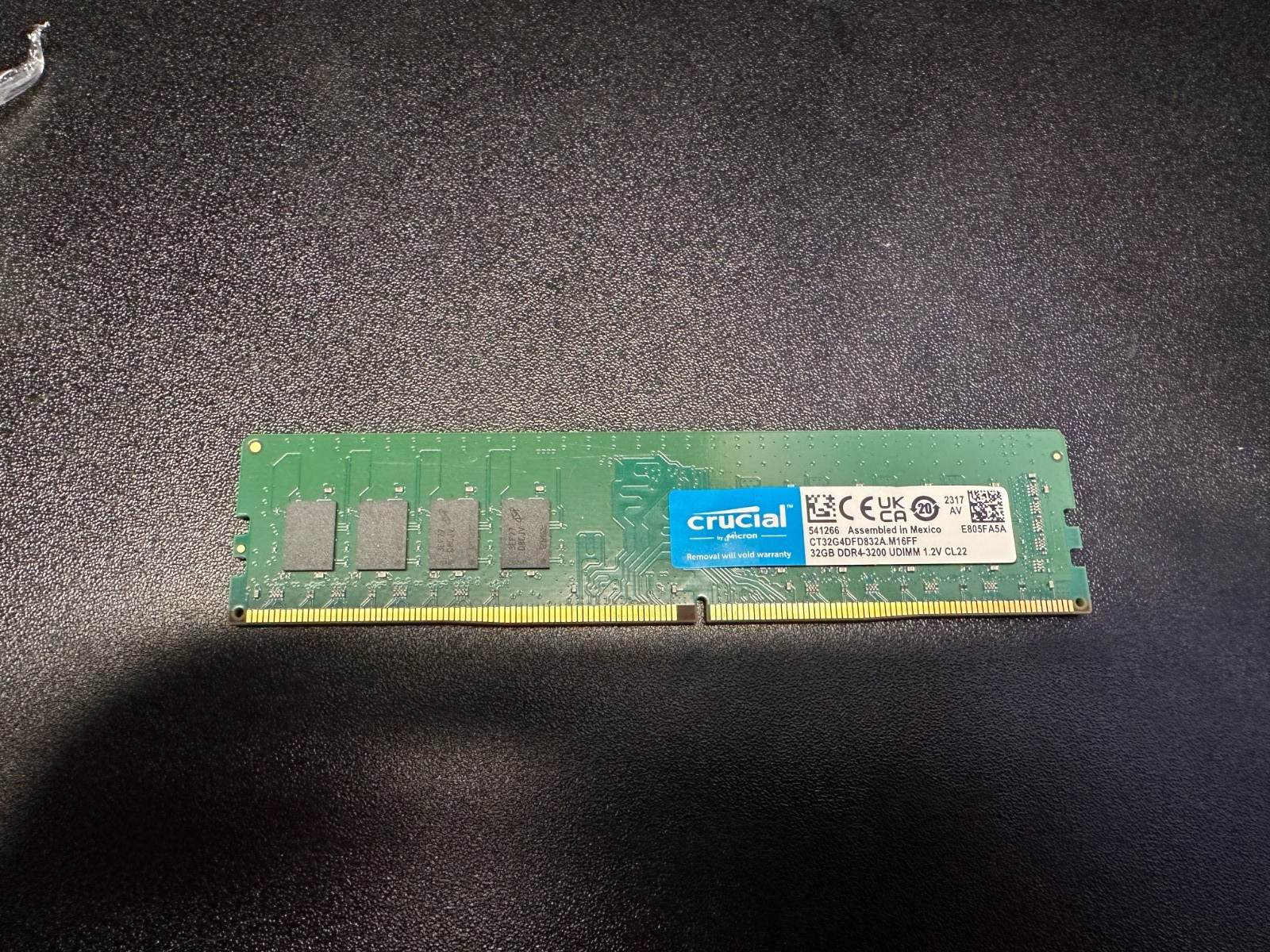 Crucial 32GB DDR4-3200 UDIMM