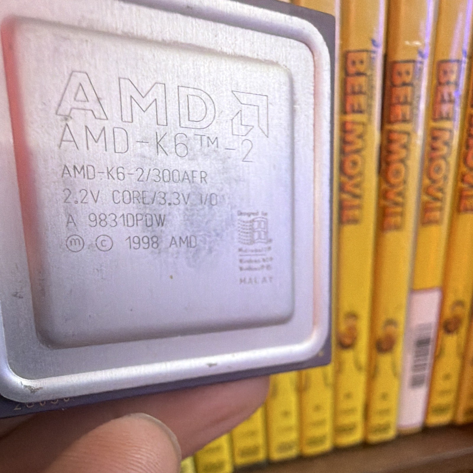 AMD K6-2 300MHz Vintage CPU/Processor AMD-K6-2/300AFR Universal Compatible