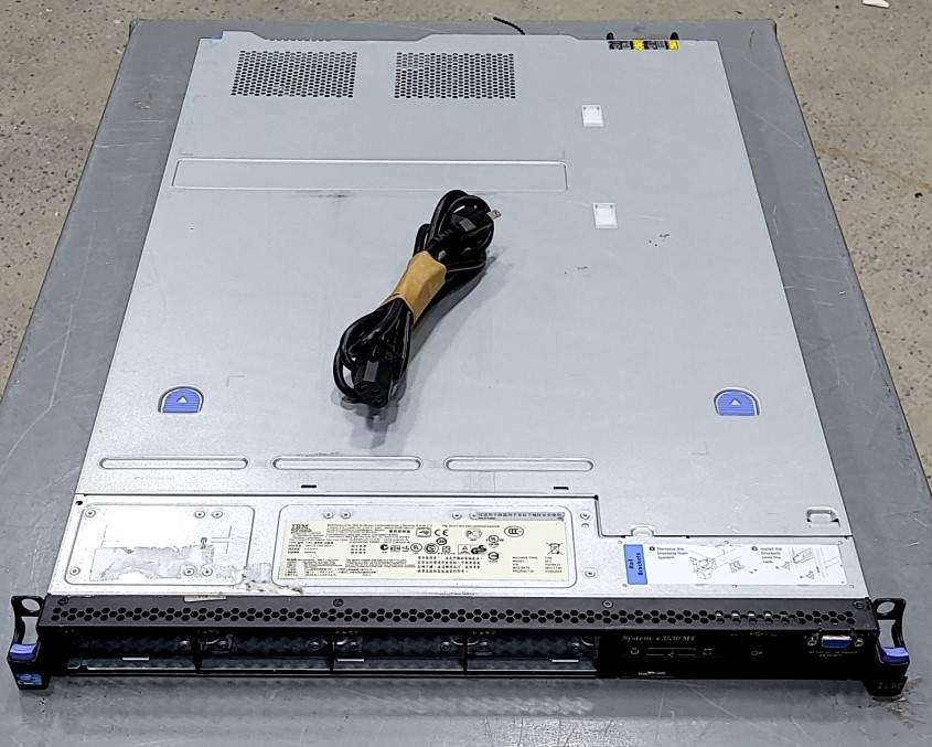 DEFECTIVE IBM SYSTEM X3530 M4 7160AC1 Server 2INTEL XEON E52430L 0 80GB  G3D