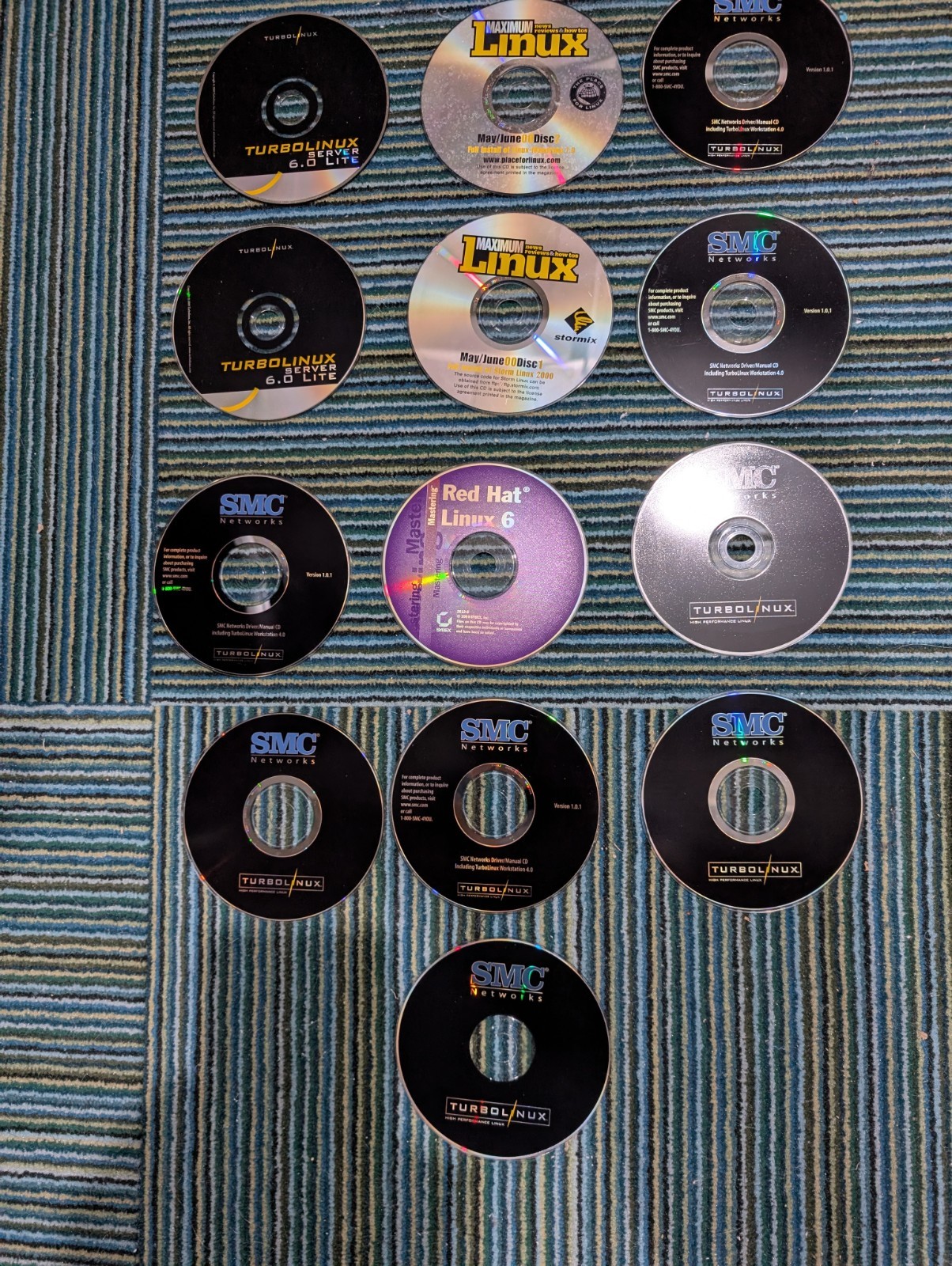 Turbolinux Server and Workstation, Red Hat, Maximum Linux LOT 13 CDs