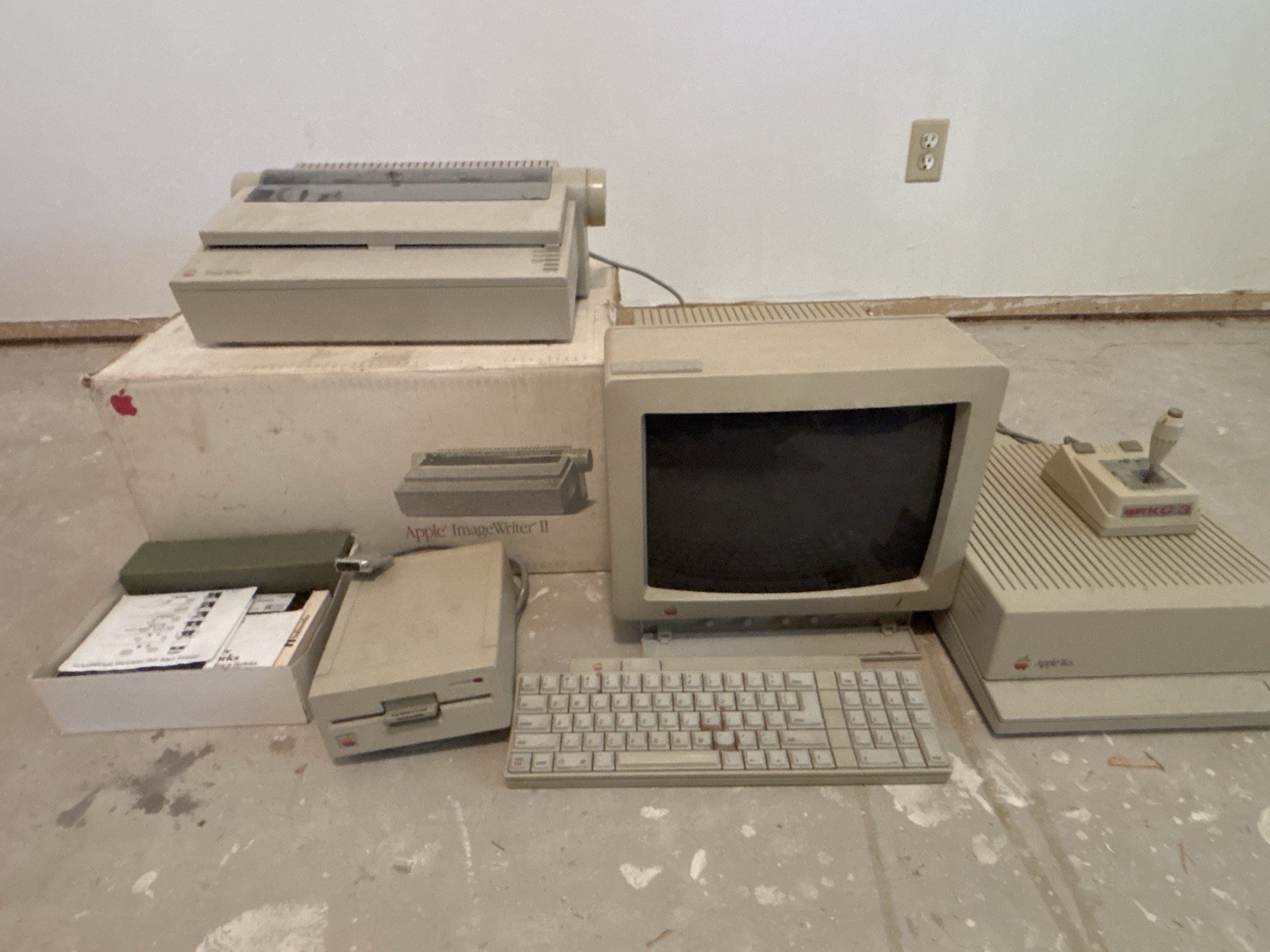 Apple IIc Vintage Computer System w/ Monitor, Printer, Disk Drive, Joystick