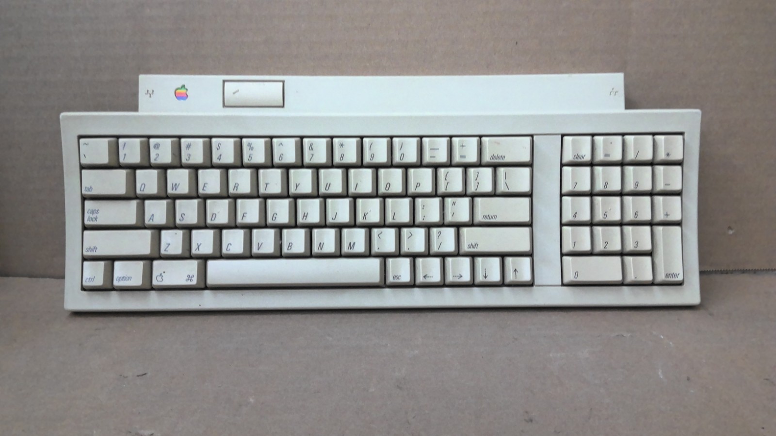 Vintage 1991 Apple Keyboard II M0487 Rare