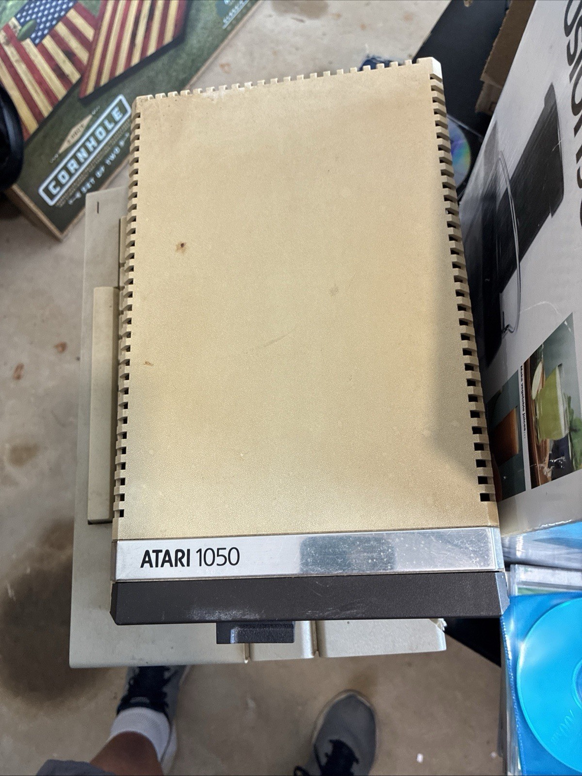 Atari 1050 Floppy Disk Drive with Power Supply, MPN C061636 (Vintage) Atari 1050 Floppy Disk Drive with Power Supply, MPN C061636 (Vintage)