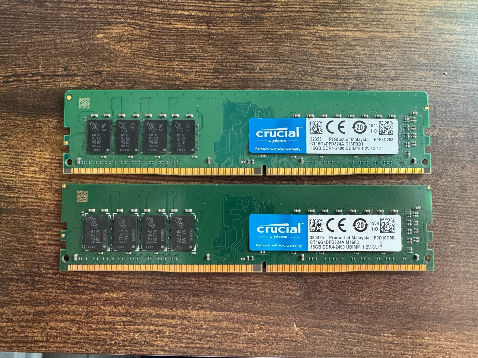 Crucial 32GB 2x 16GB DDR4-2400 CT16G4DFD824A PC4-19200 UDIMM Non-ECC Desktop RAM