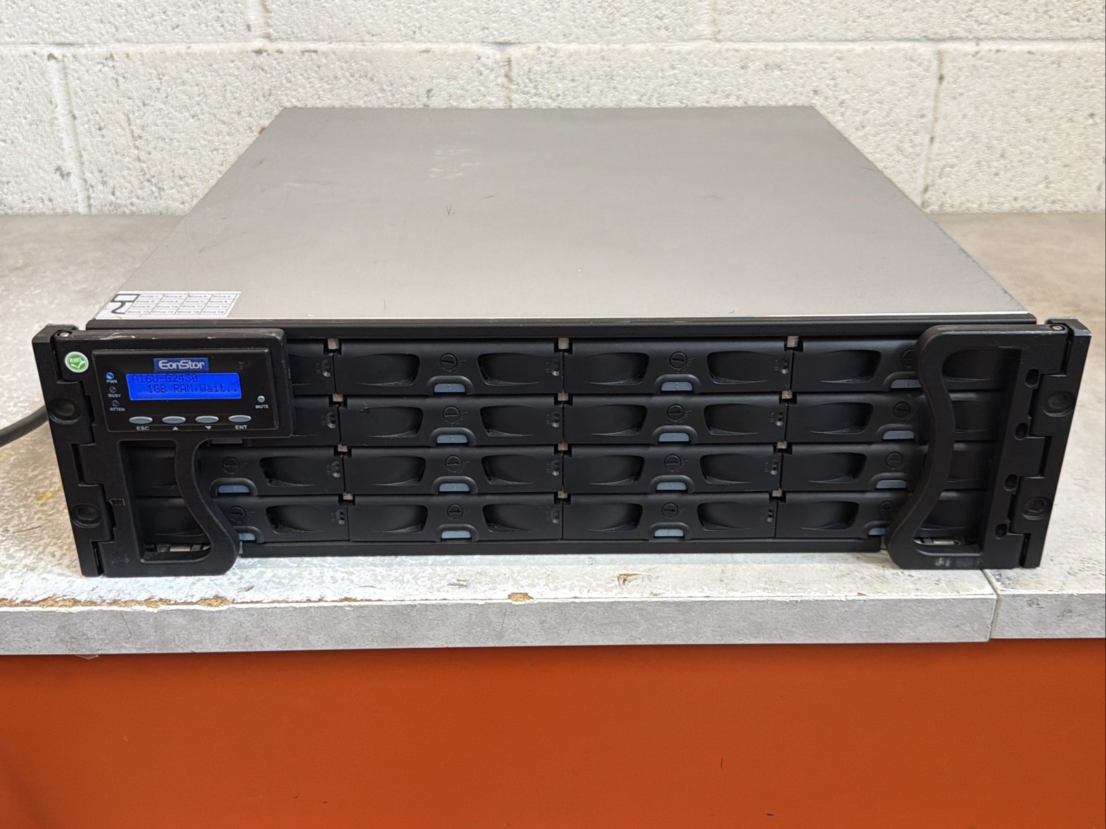 Infortrend EonStor A16U-G2430 16-Bay 3.5