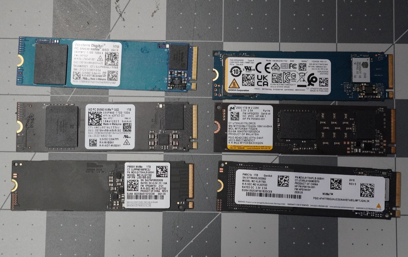 Western Digital- Kioxia - Samsung- 1TB M.2  SSD Mix models , Lot of 6