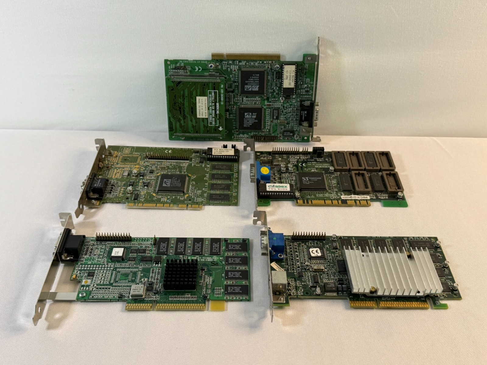 Lot 5 Vintage Graphics Cards 3dfx Voodoo3 ATI Rage 128 Mach64 S3 Trio64 PCI AGP Lot 5 Vintage Graphics Cards 3dfx Voodoo3 ATI Rage 128 Mach64 S3 Trio64 PCI AGP