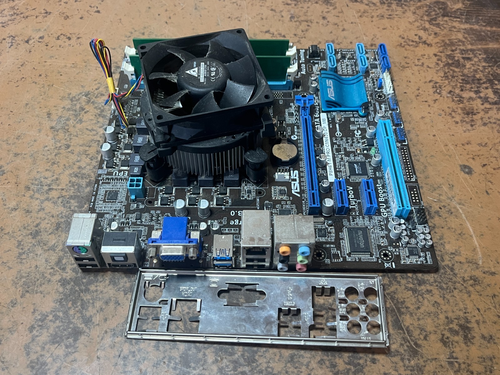 ASUS P8H61-M PRO/CM6630/DP_MB-Motherboard w/ i3 CPU 8GB DDR3 Ram MicroATX ASUS P8H61-M PRO/CM6630/DP_MB-Motherboard w/ i3 CPU 8GB DDR3 Ram MicroATX