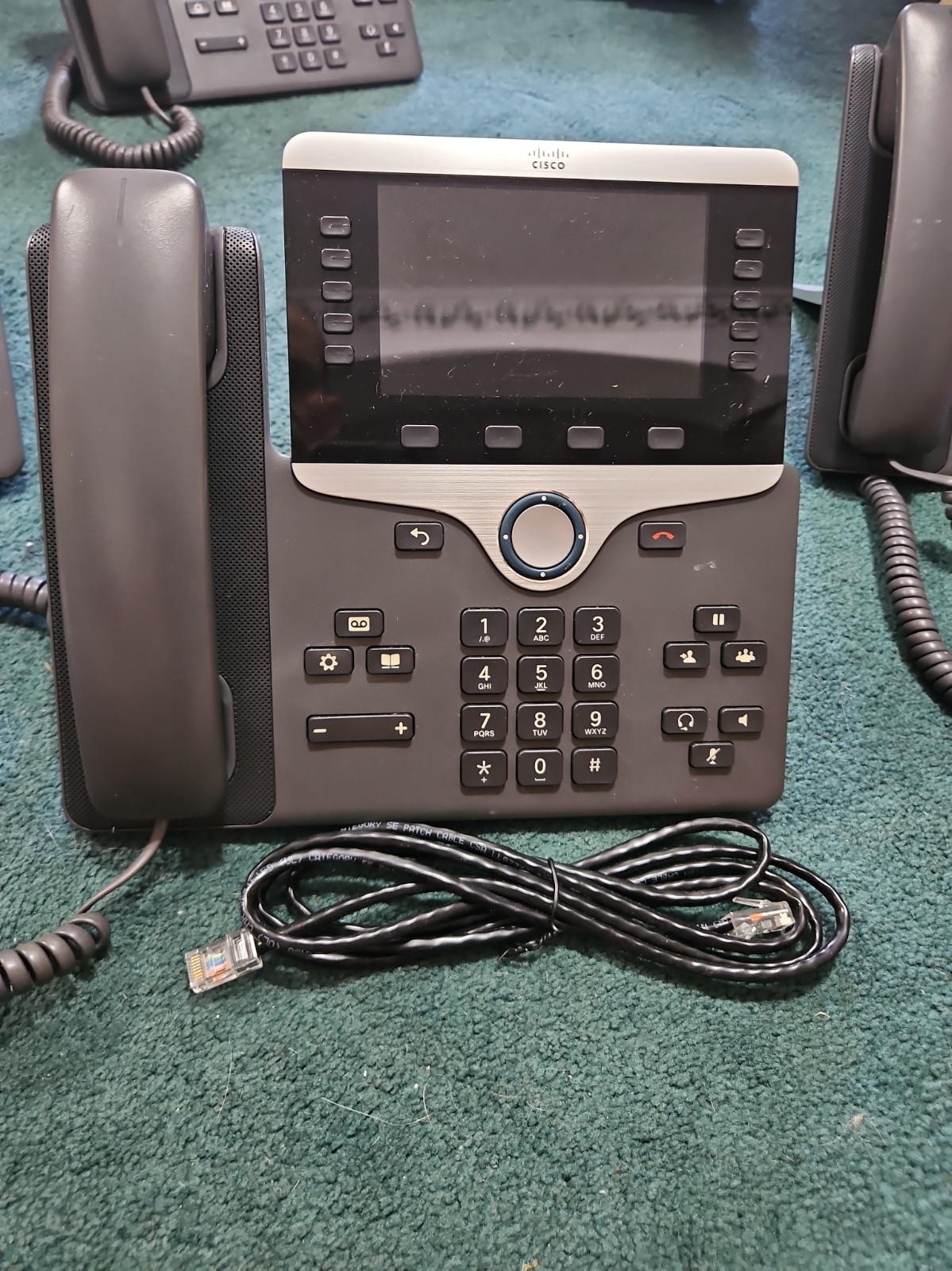 Cisco CP-8851-3PCC-K9= IP Phone 8851 with Multiplatform Firmware - Charcoal