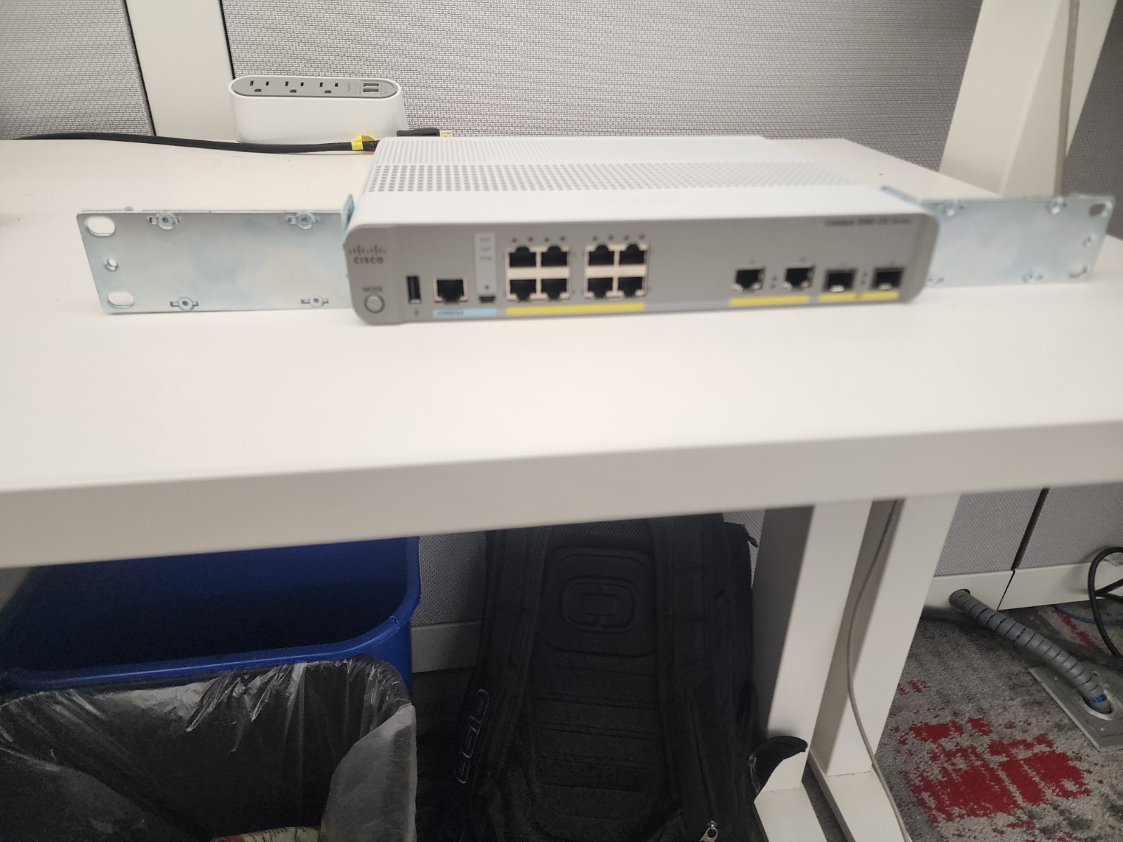 Cisco WS-C3560CX-8PC-S 3560-CX NetworkSwitch 8 GE PoE+ w/ 2x1G SFP 2x1G Copper