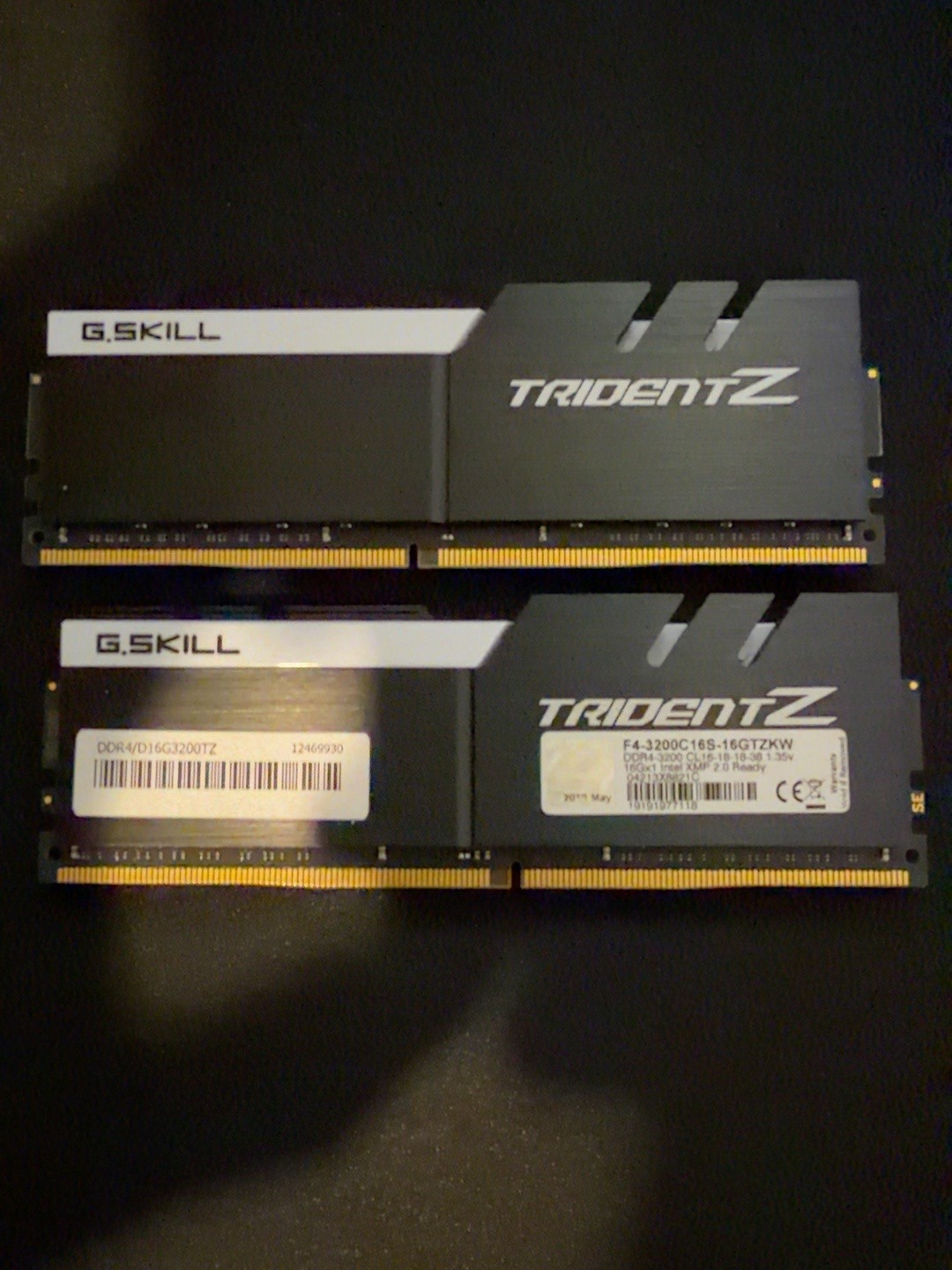 G.SKILL Trident Z 32GB 2x16GB DDR4-3200 CL16 RAM F4-3200C16S-16GTZKW G.SKILL Trident Z 32GB 2x16GB DDR4-3200 CL16 RAM F4-3200C16S-16GTZKW