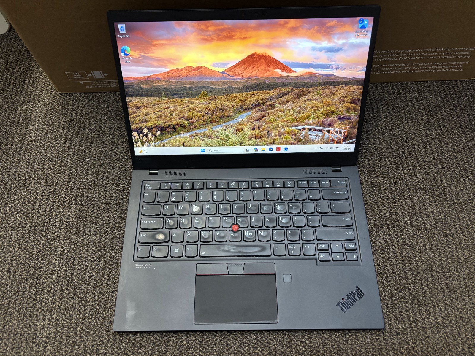 Lenovo Thinkpad X1 Carbon 8th Gen: Core i7-10510U, 16GB RAM, 1TB SSD, WIn 11 Pro Lenovo Thinkpad X1 Carbon 8th Gen: Core i7-10510U, 16GB RAM, 1TB SSD, WIn 11 Pro