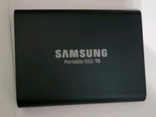 Samsung T5 1TB USB-C Portable SSD picture