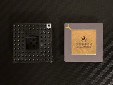 Vintage MOTOROLA XC68882RC16 Purple Ceramic CPU Computer Chip w/ Base Holder picture