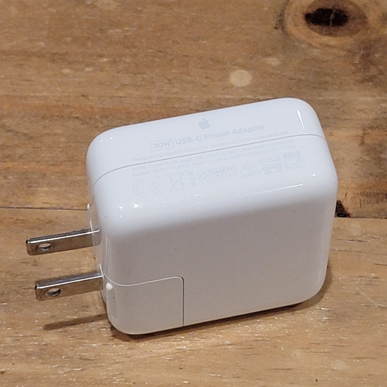 Genuine Apple 30W USB-C Power Adapter Wall Charger Block MacBook Air iPad OEM Genuine Apple 30W USB-C Power Adapter Wall Charger Block MacBook Air iPad OEM