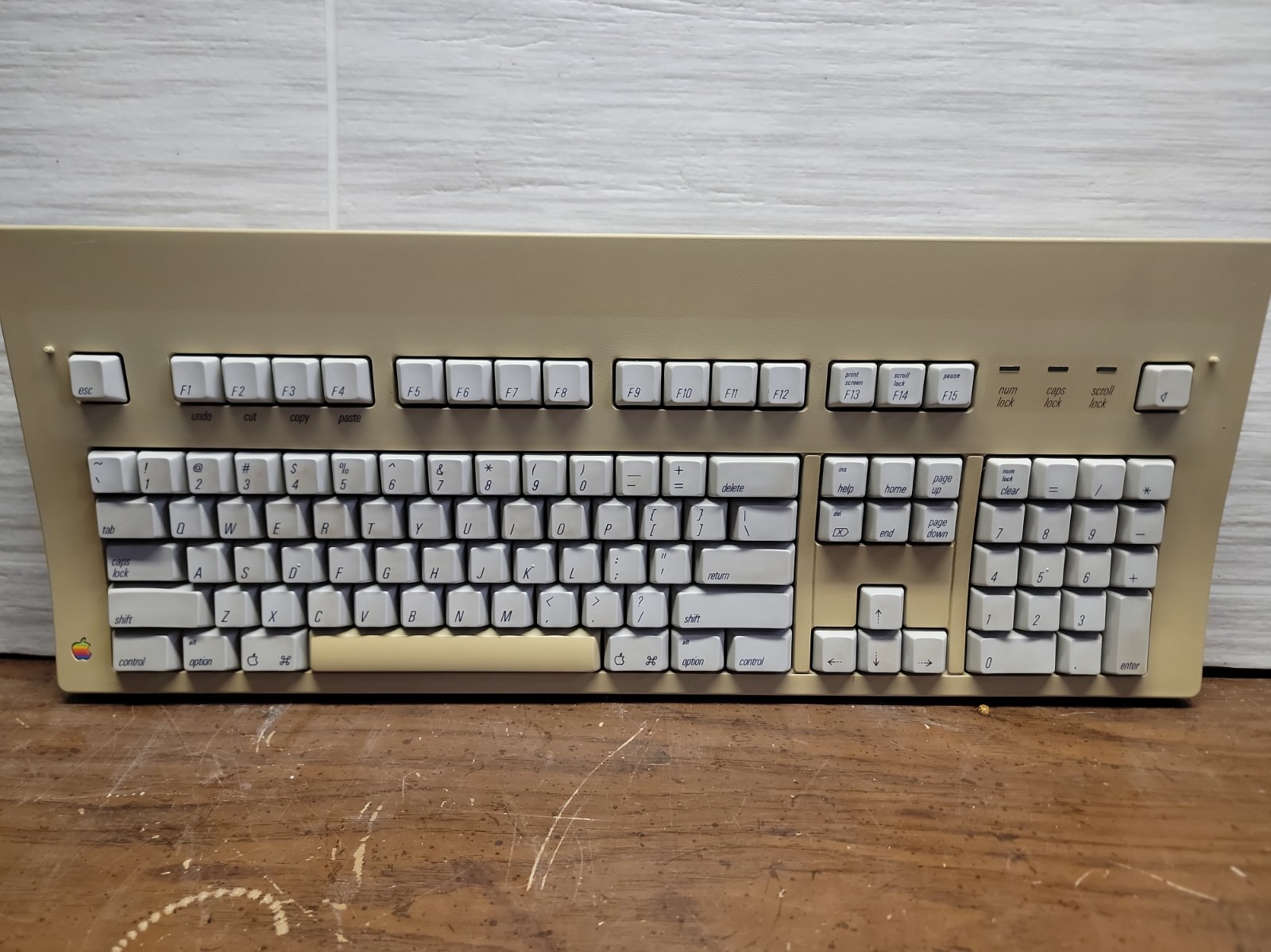 Apple Extended Keyboard M0115 Vintage ADB Macintosh Keyboard Untested No Cable Apple Extended Keyboard M0115 Vintage ADB Macintosh Keyboard Untested No Cable