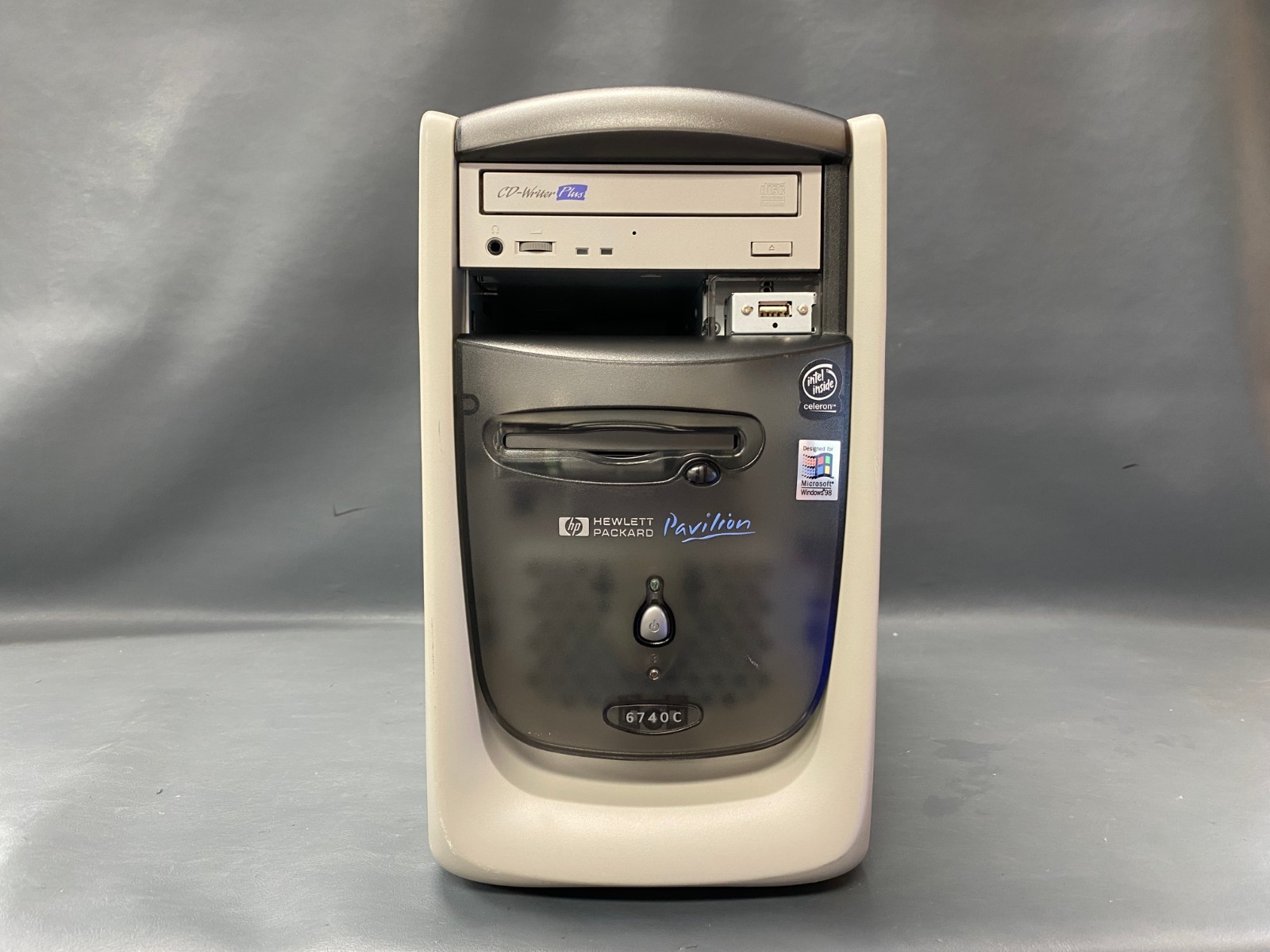 Vintage Hewlett Packard Pavilion 6740C Intel Celeron 667MHz 512MB RAM NO HDD/OS Vintage Hewlett Packard Pavilion 6740C Intel Celeron 667MHz 512MB RAM NO HDD/OS