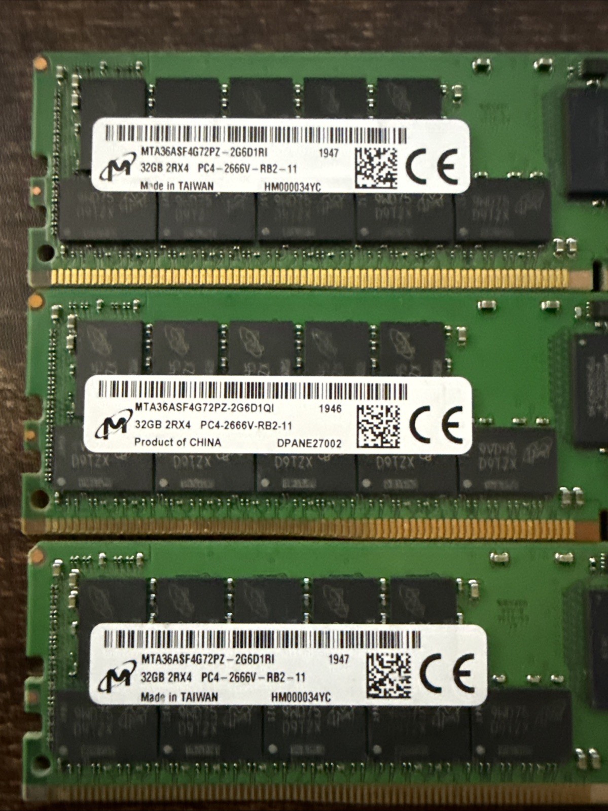 Micron MTA36ASF4G72PZ-2G6D1 2RX4 32GB DDR4 PC4-2666V ECC Server Memory