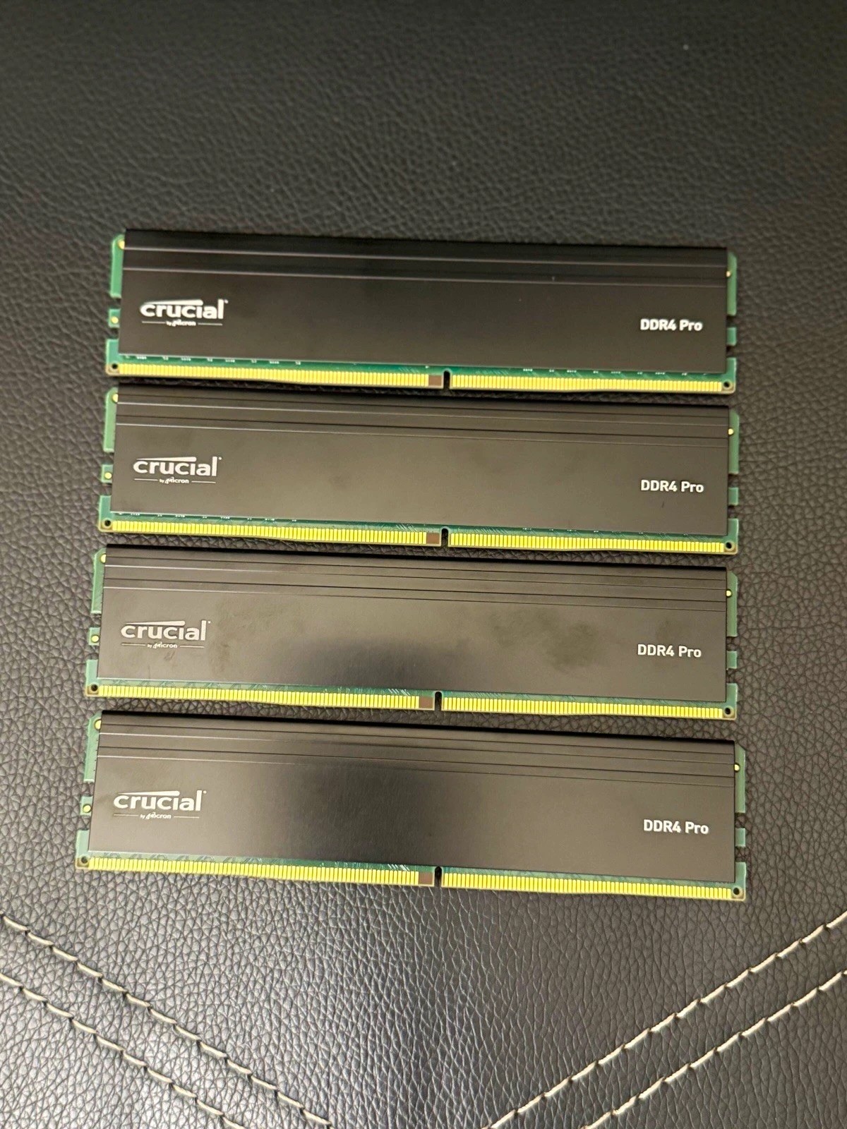 Crucial DDR4 Pro 128GB (4x32GB) DDR4-3200 UDIMM 288-Pin CP32G4DFRA32A.M16FF
