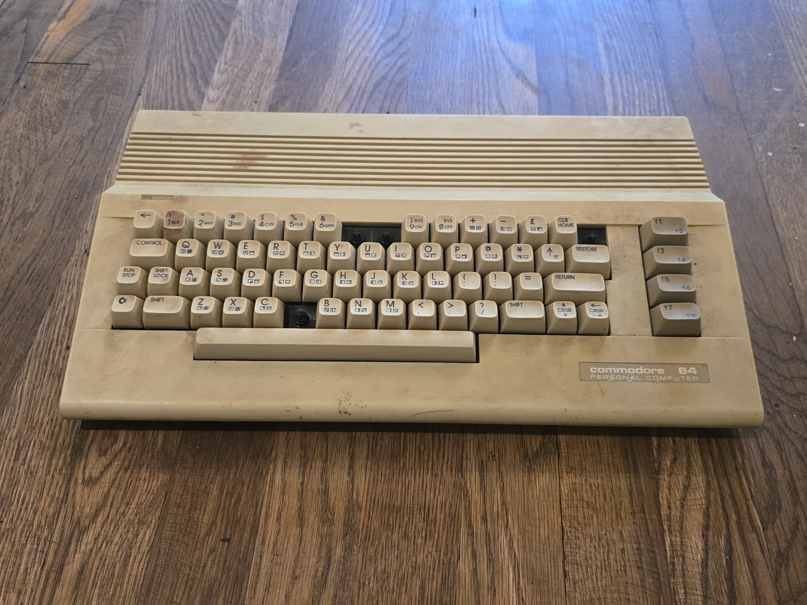 Commodore 64C Vintage Computer System WORKING/MISSING KEYS