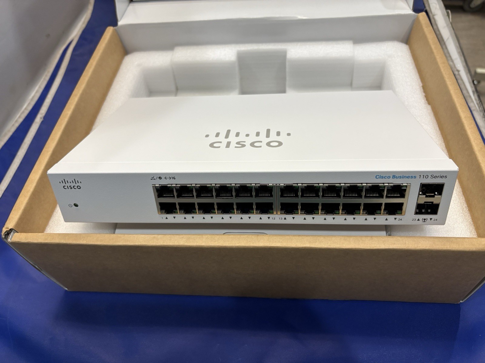 Cisco CBS110-24T 24 Port Network Gigabit Switch