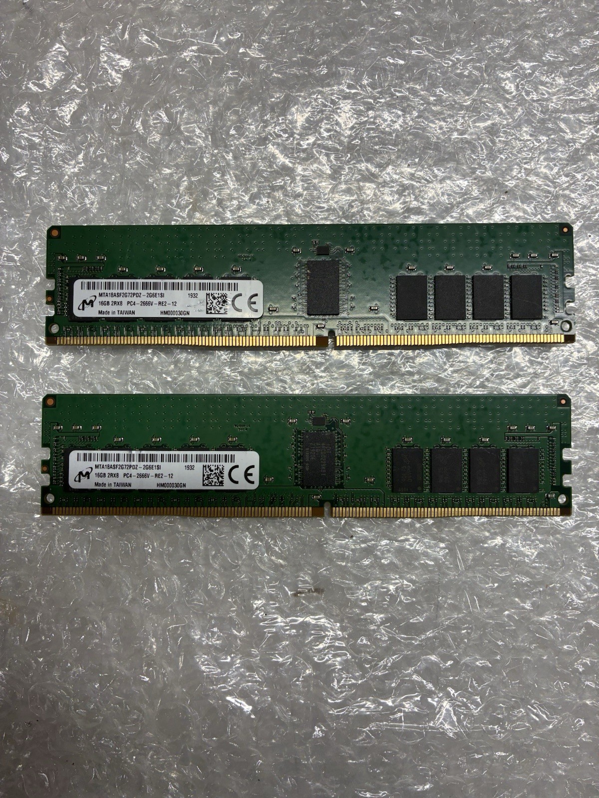 Lot of (2) Micron MTA18ASF2G72PDZ-2G6E1SI 16GB DDR4-2666 ECC Memory
