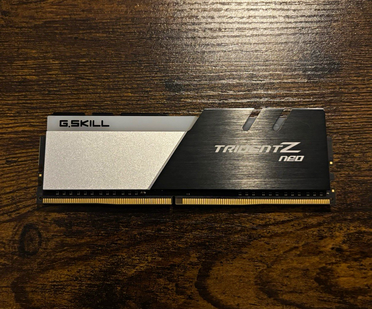G.SKILL Trident Z Neo 16GB DDR4-4000 DIMM XMP 2.0 F4-4000C18D-32GTZN