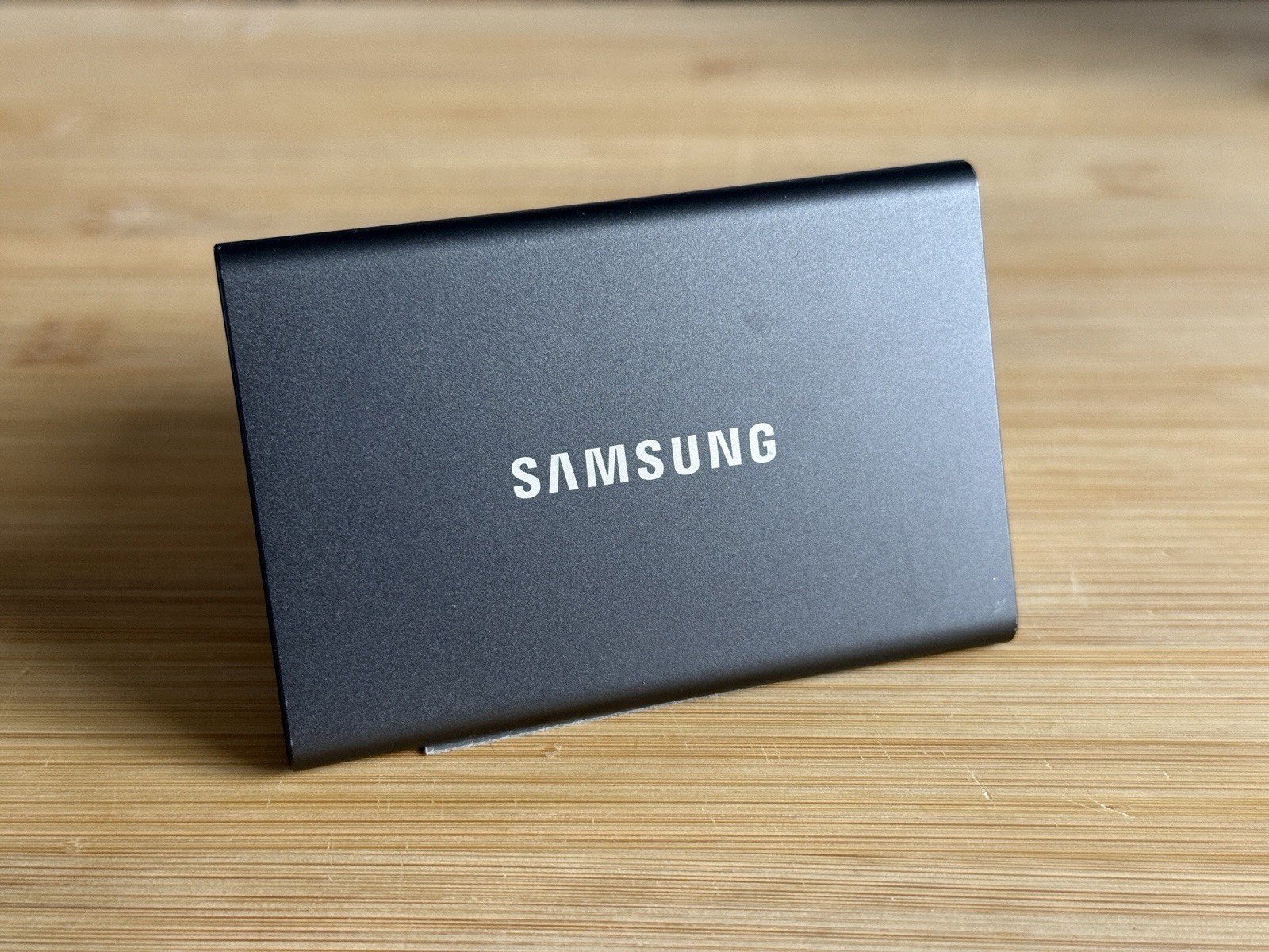 Samsung Portable SSD T7 1TB Black USB-C Portable External SSD MU-PC1T0T