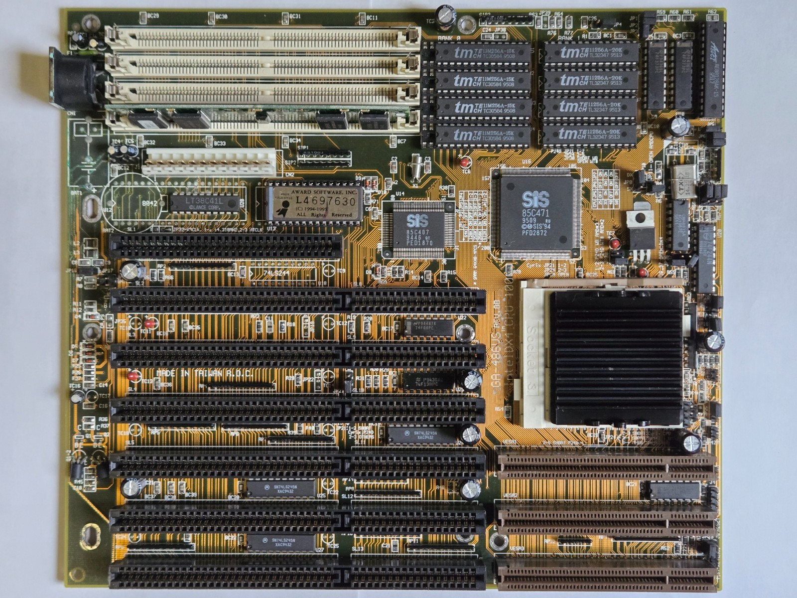 Socket 3 VLB Motherboard, Gigabyte GA-486VS 8B, 486DX2-80 + 8MB Vintage, READ Socket 3 VLB Motherboard, Gigabyte GA-486VS 8B, 486DX2-80 + 8MB Vintage, READ