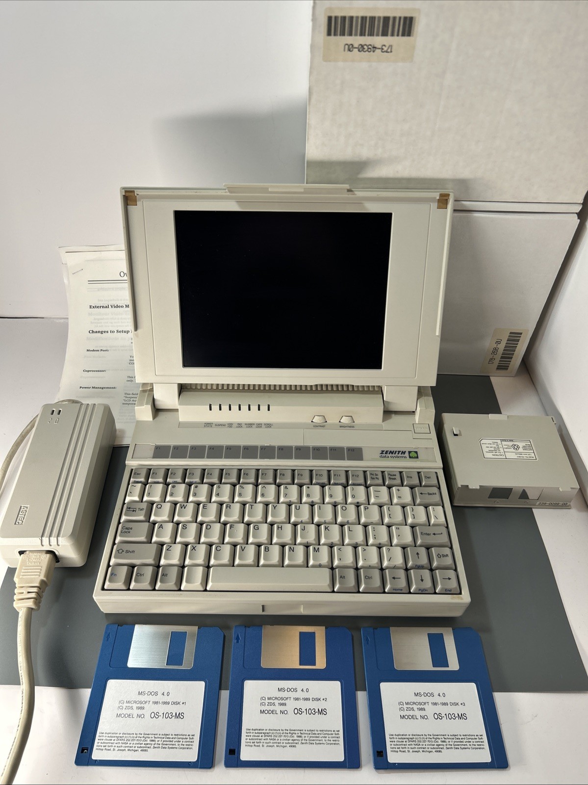 Vintage Zenith ZL-2 Notebook Computer w/ Original Box Accessories Powers On Vintage Zenith ZL-2 Notebook Computer w/ Original Box Accessories Powers On